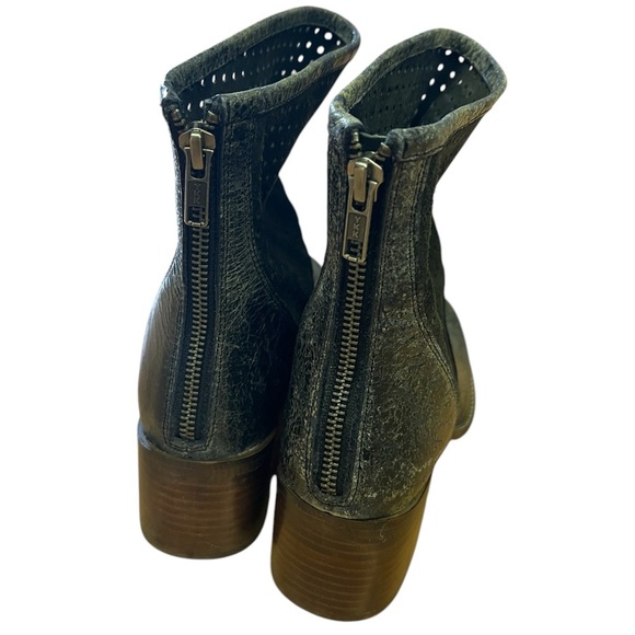 Diba True Was Too Ankle Distressed Black Women’s Boots Sz 9 - Picture 4 of 7